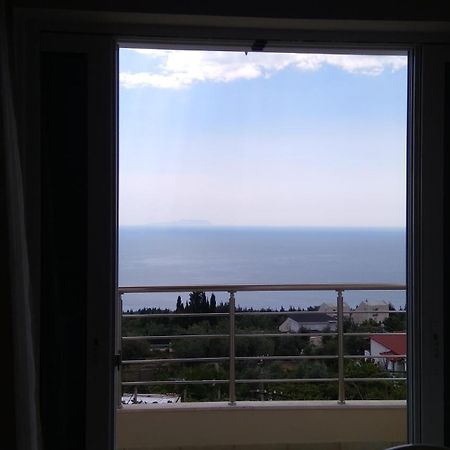 El Doro Rooms Dhërmi Buitenkant foto